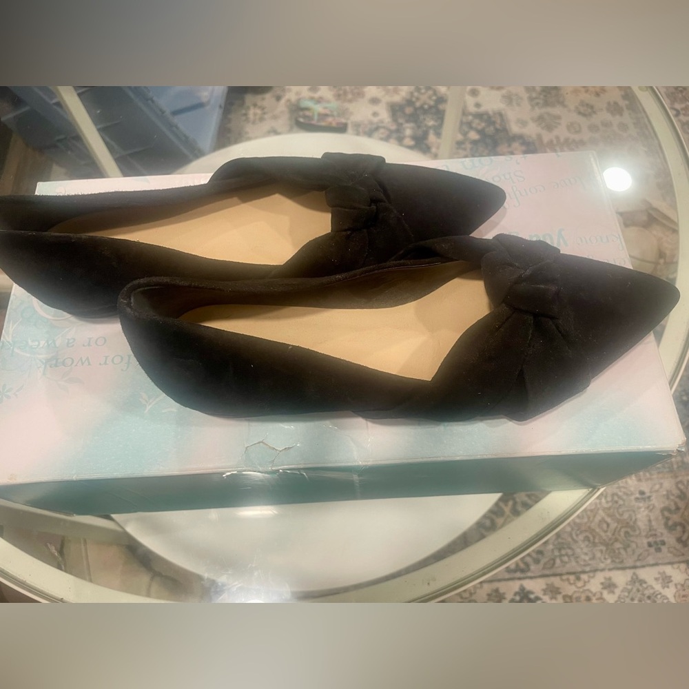 Via Spiga Black Suede Flats Sleek Design